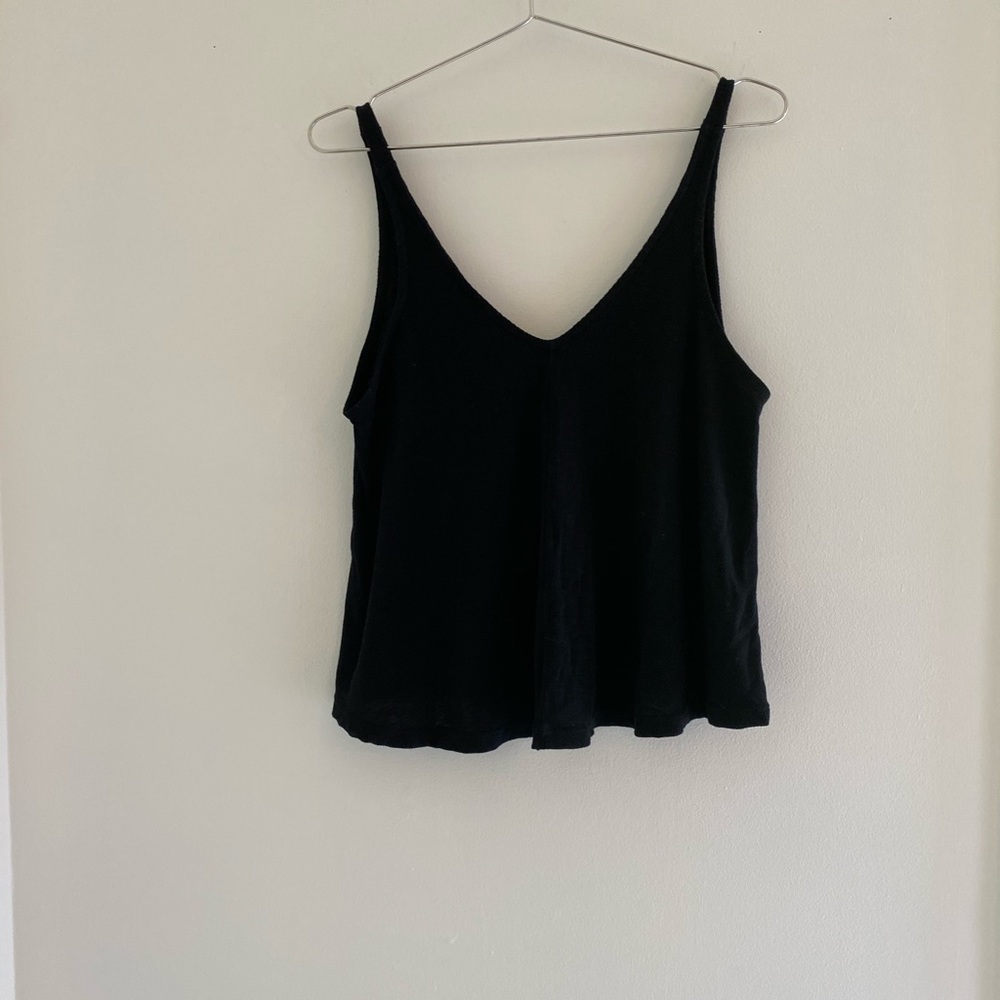 Dani V-Neck Tank Top Black